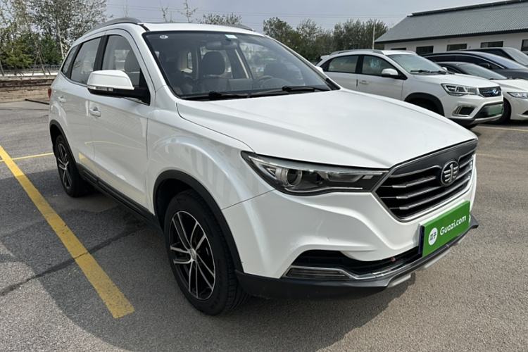 Used Bestune X40 2017 1.6L Automatic Prestige Edition
