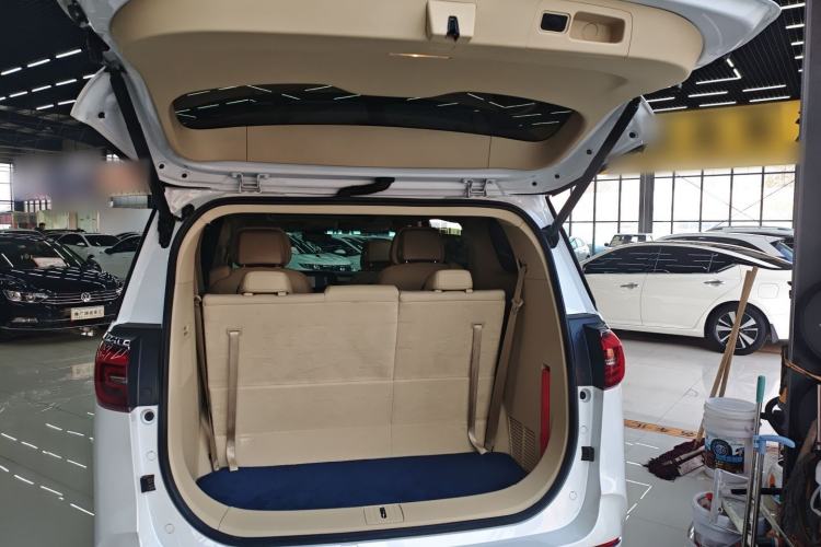 Used Buick GL8 2022 ES Land Cruiser 653T Luxury Model
