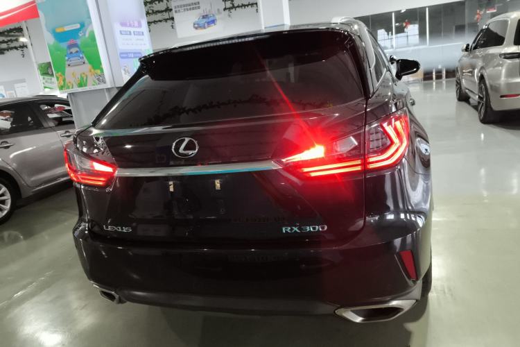 Used Lexus RX 2016 300 4x4 Elegant Edition China VI
