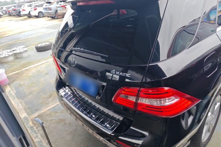 Used Mercedes-Benz M-Class 2014 ML 400 4MATIC Dynamic Model