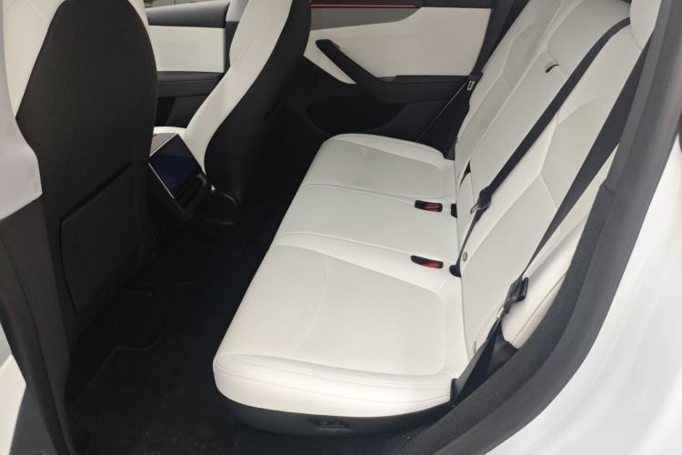 Used Tesla Model Y 2025 Long-Range All-Wheel Drive First Edition