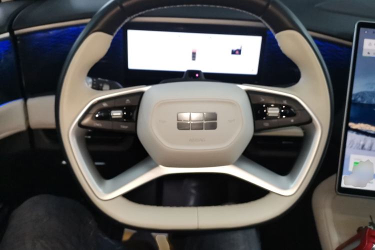 Used  L7 2023 1.5T 115 km Starship
