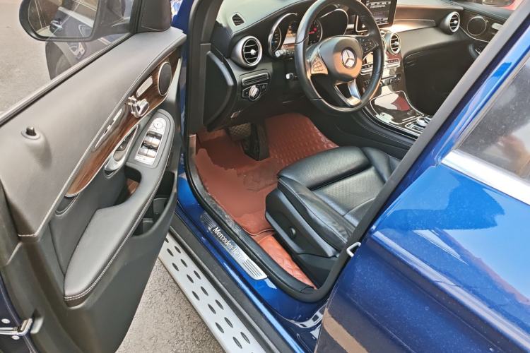 Used Mercedes-Benz GLC 2019 GLC 260 L 4MATIC Dynamic Model
