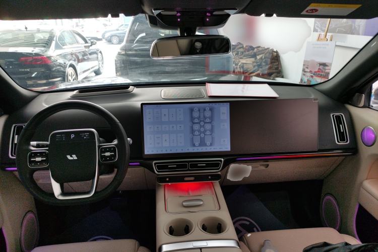 Used Li Auto L8 2023 Pro Model
