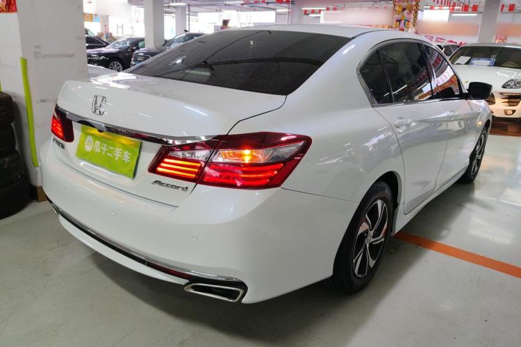 Used Honda Accord 2016 2.0L Elite Edition
