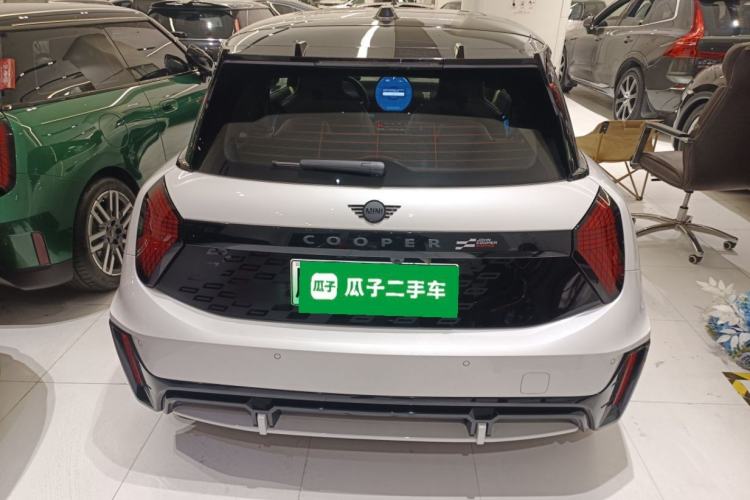 Used  Electric MINI COOPER JCW 2025 JOHN COOPER WORKS
