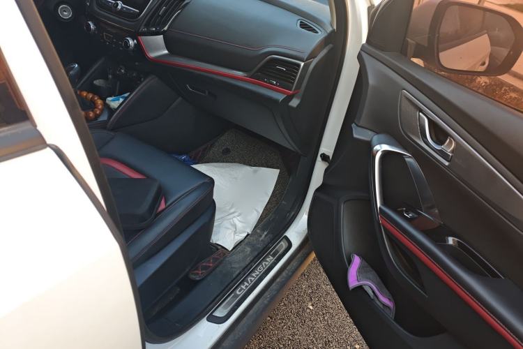 Used Changan CS55 2018 1.5T Manual Colorful Model China V Standard
