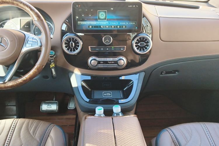 Used Mercedes-Benz Vito 2021 2.0T Elite Version 7 Seats
