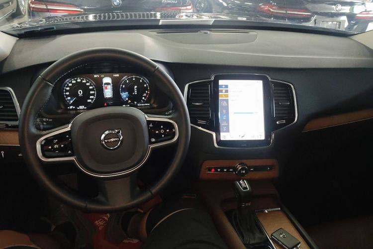 Used Volvo XC90 2020 T6 Zhiyi Luxury 7-Seater
