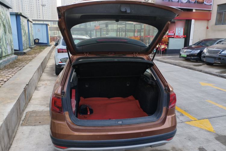 Used Volkswagen C-TREK 2018 1.5L Automatic Comfort Model
