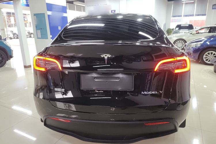 Used Tesla Model Y 2022 Rear-Wheel-Drive Version
