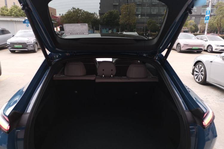 Used ONVO L60 2024 60 kWh Rear-Drive Version
