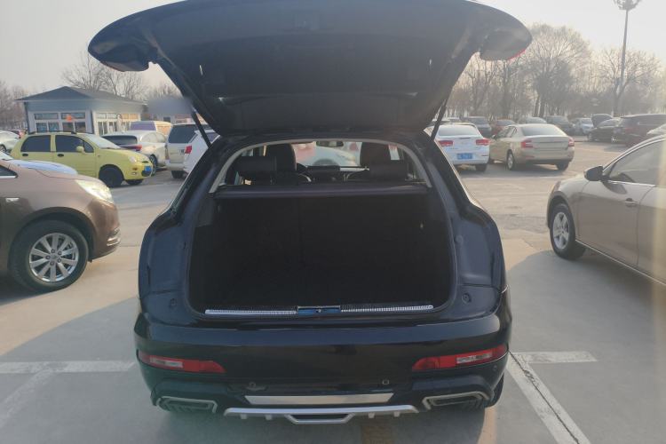 Used Zotye SR7 2016 1.5T CVT Cube Heart Edition China V Standard
