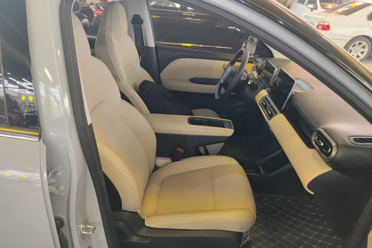 Used Wuling Bingo PLUS 2024 510 km Flagship Edition Four-Seater Version
