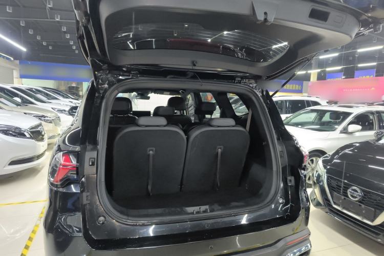 Used Geely Auto Haoyue L 2023 2.0T DCT Luxury Version
