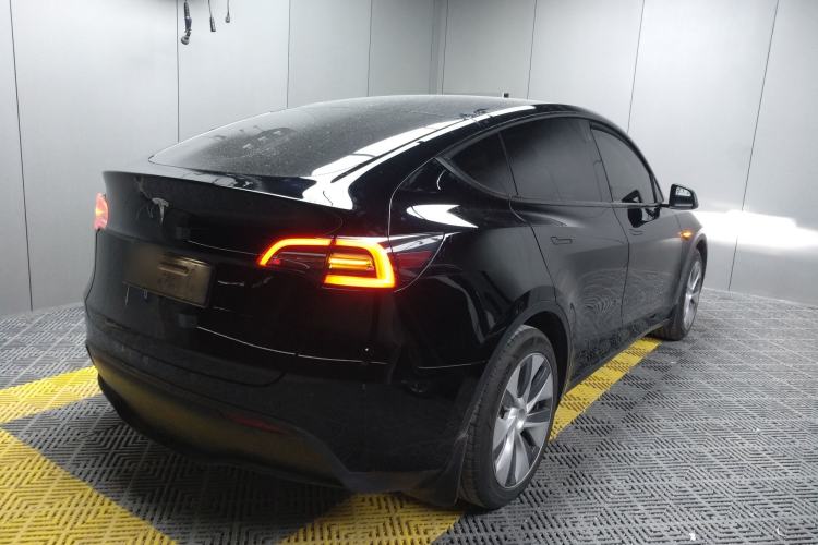 Used Tesla Model Y 2021 Standard Range Rear-Wheel Drive Version