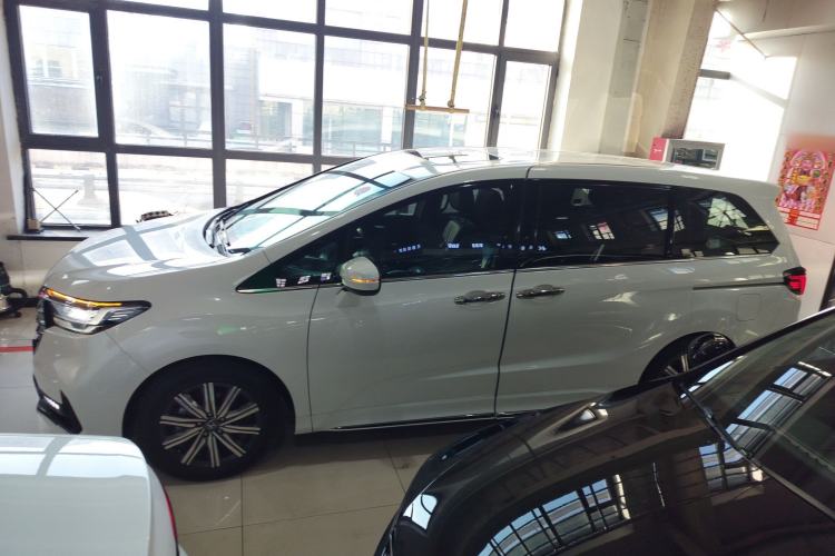 Used Honda Odyssey 2022 2.0L eHEV Sharp Enjoyment Edition
