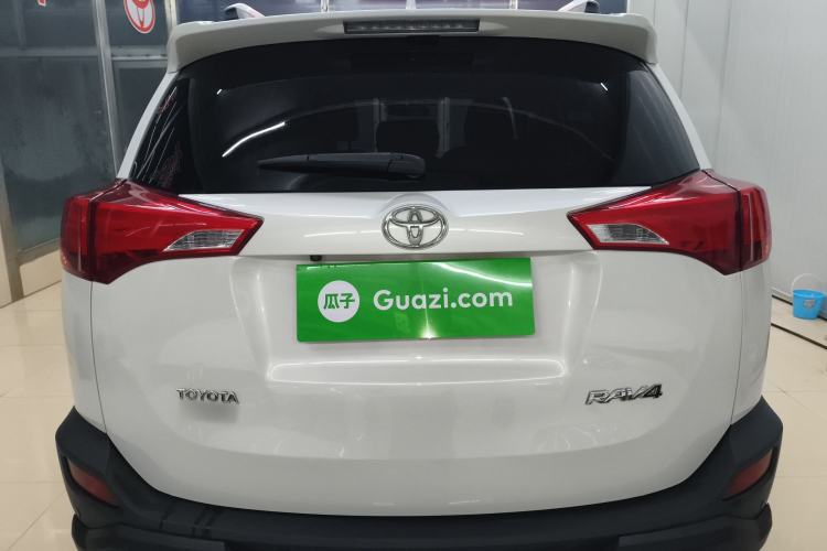 Used Toyota RAV4 2015 2.0L CVT Two-Wheel Drive Fashion Edition
