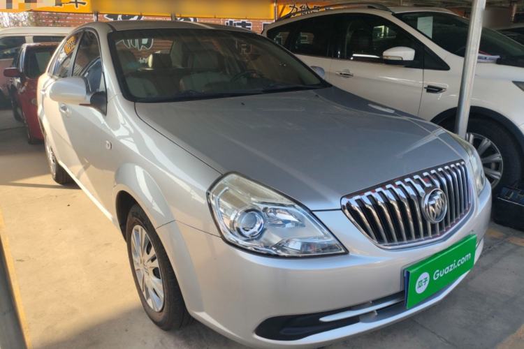 Used Buick Excelle 2015 1.5L Automatic Classic Model
