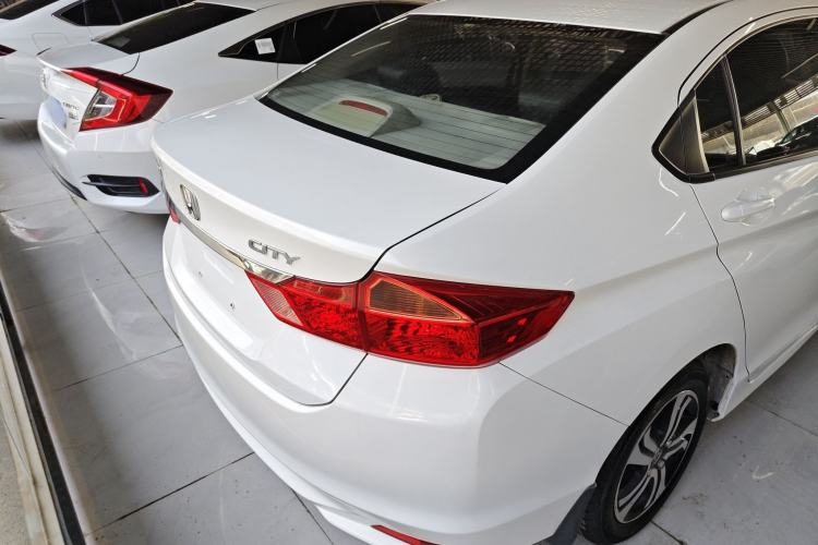 Used Honda City 2015 1.5L CVT Comfort Version
