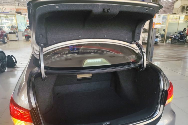 Used Nissan Sylphy 2016 Classic 1.6XE Automatic Leading Edition
