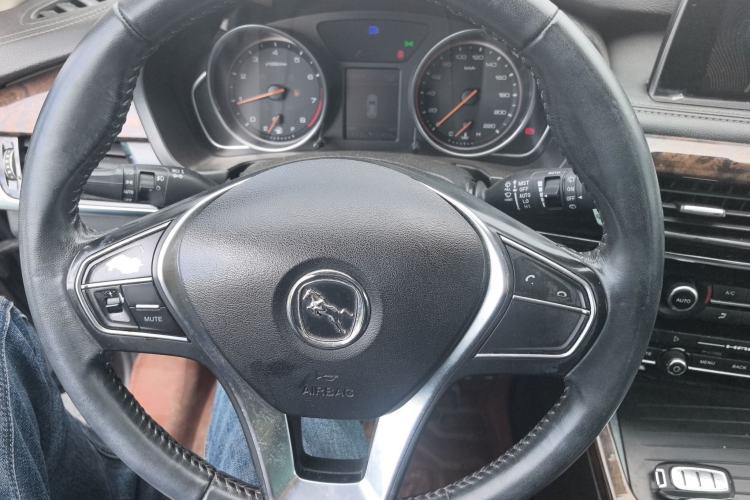 Used Hanteng X7 2016 1.5T Manual Luxury Edition
