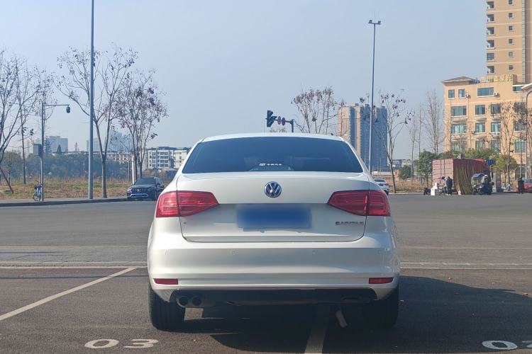 Used Volkswagen Sagitar 2017 230TSI Automatic Comfort Version