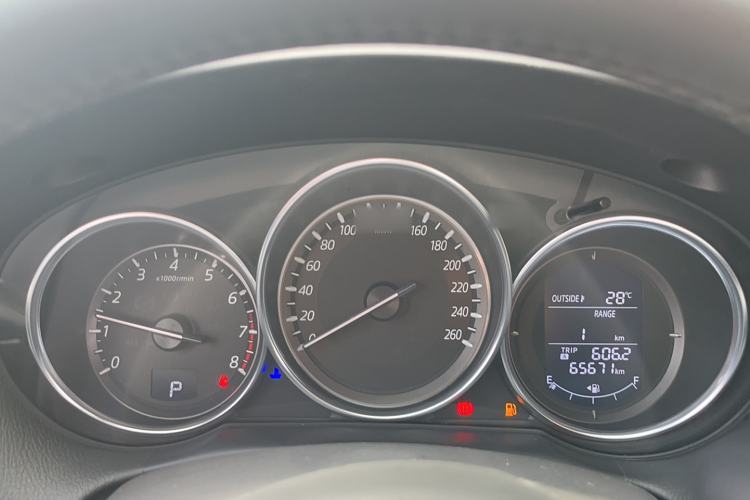 Used Mazda CX-5 2015 2.0L Automatic Two-Wheel Drive Urban Version
