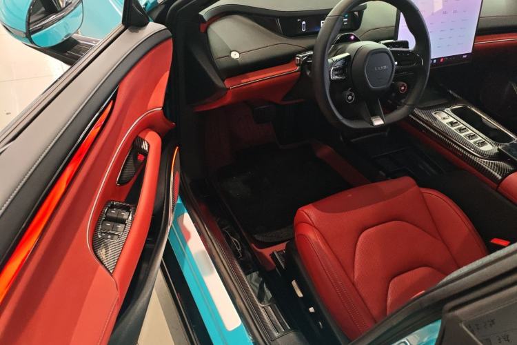 Used  SU7 2024 Rear-Drive Ultra-Long Range Advanced Pro-Level Intelligent Driving Version
