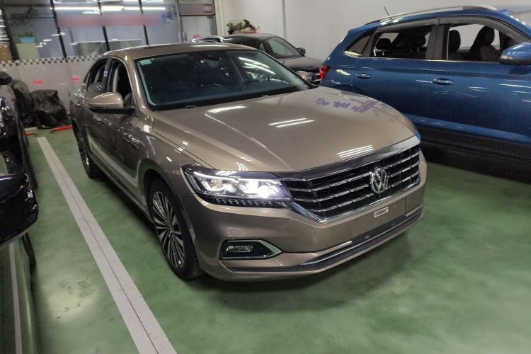 Used Volkswagen Passat 2019 380TSI Prestige Edition China VI Standard
