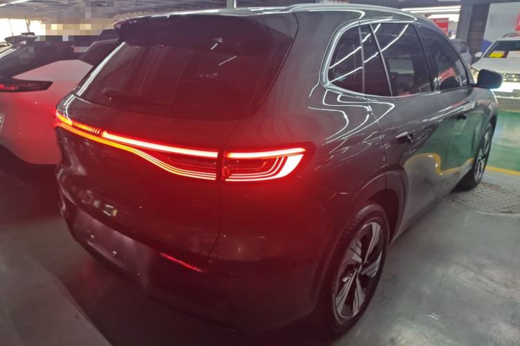 Used  E5 2024 530km Starship Edition