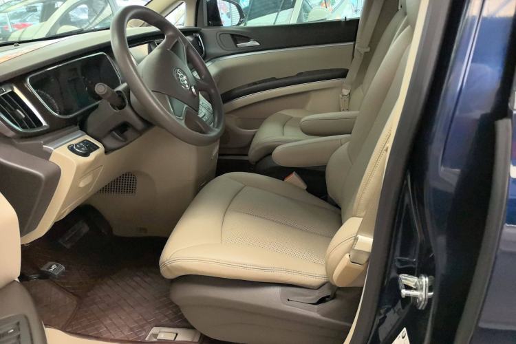 Used Buick GL8 2013 2.4L CT Luxury Business Comfort Edition
