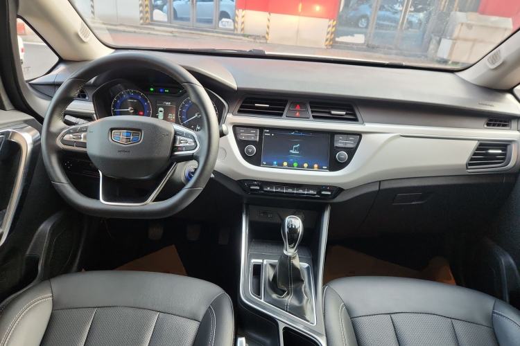 Used Geely Auto Vision X3 2019 Upgraded Model 1.5L Manual Elite Version
