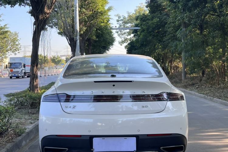 Used Lincoln MKZ 2017 2.0T Luxury Edition