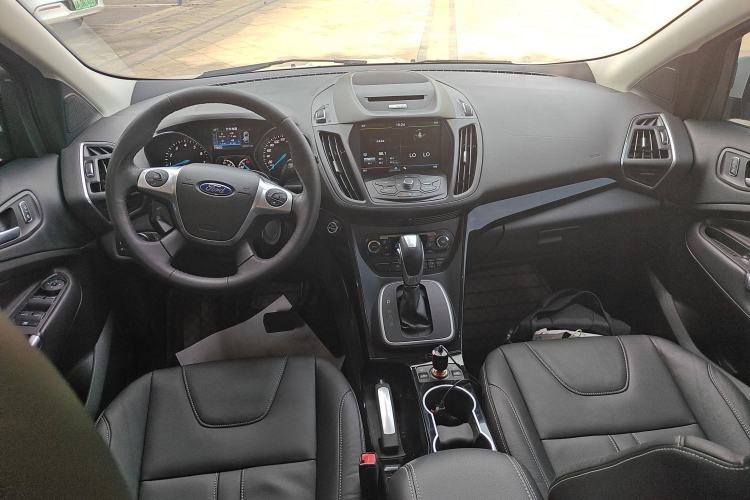 Used Ford Kuga 2013 2.0L GTDi Four-Wheel-Drive Sport Model
