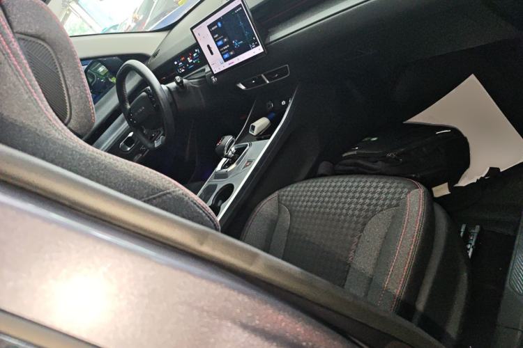 Used JETOUR Dashing 2025 1.5T DCT Beyond Edition
