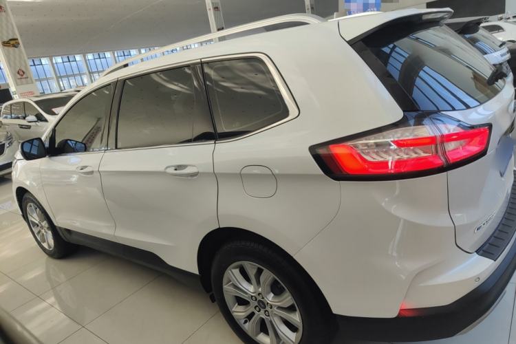 Used Ford Edge 2020 EcoBoost 245 Two-Wheel-Drive Platinum Edition 5 Seats
