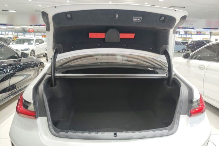 Used BMW 3 Series 2023 325Li M Sport Package
