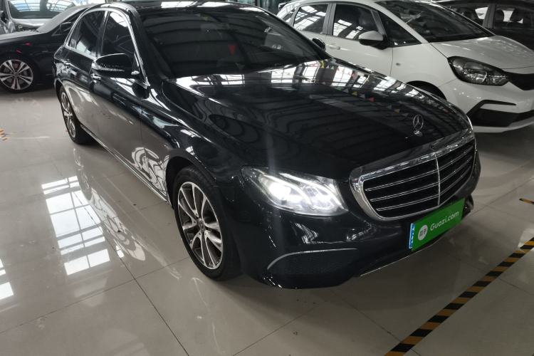 Used Mercedes-Benz E-Class 2019 E 260 L
