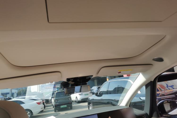 Used Li Auto MEGA 2024 Ultra Model