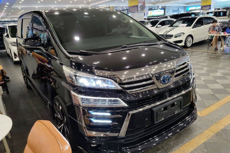 Used Toyota Vellfire 2020 Dual-Engine 2.5L HV Luxury Edition
