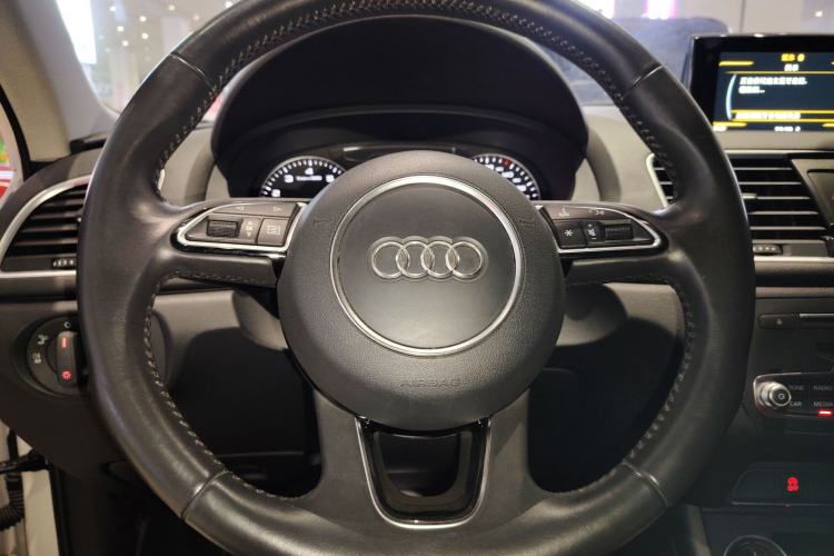 Used Audi Q3 2018 30th Anniversary Edition 30 TFSI Fashion Model
