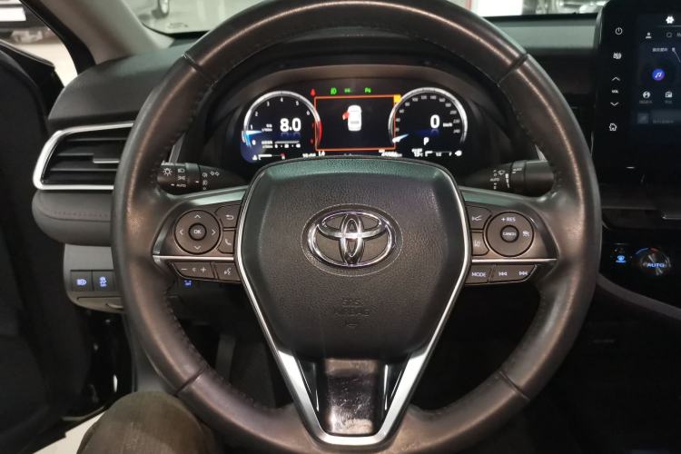 Used Toyota Camry 2021 2.5G Luxury Edition

