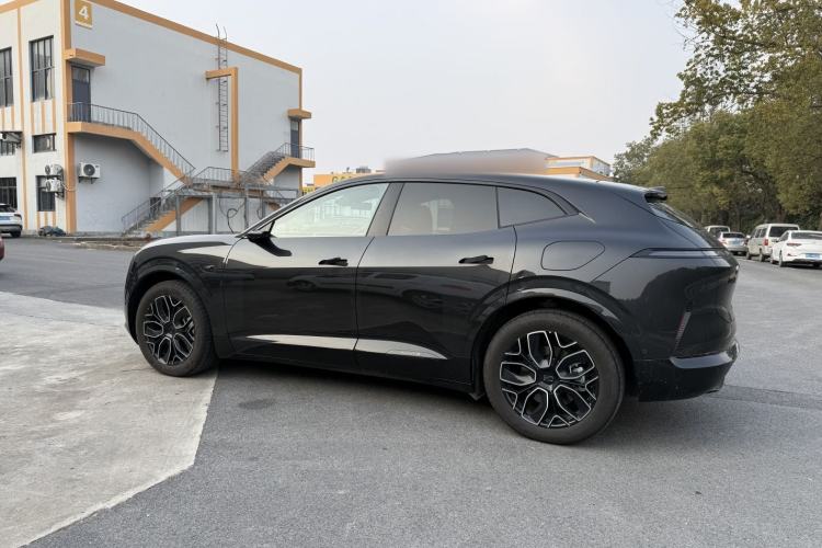 Used  07 2026 Ultra Pure-Electric All-Wheel-Drive Version