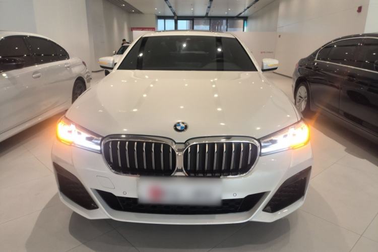 Used BMW 5 Series 2022 Second Facelift 525Li M Sport Package