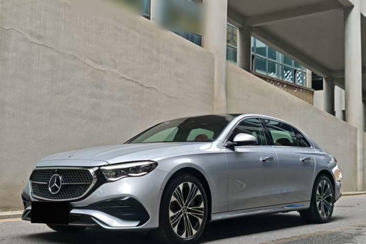 Used Mercedes-Benz E-Class New Energy 2024 E 350 e L Plug-in Hybrid Sports Sedan
