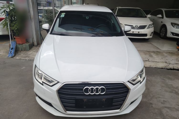 Used Audi A3 2018 30th Anniversary Edition Sportback 35 TFSI Ambition Model
