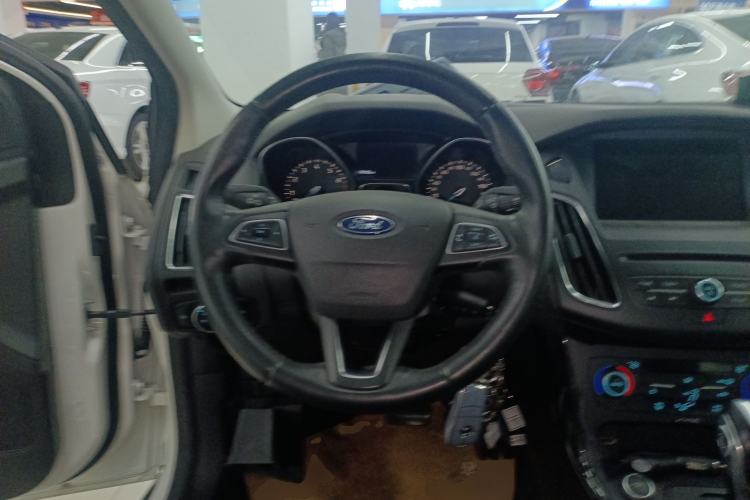 Used Ford Focus 2018 Sedan Classic EcoBoost 180 Automatic Elite Model