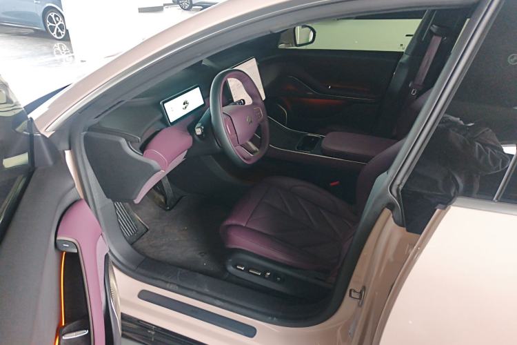 Used Nio ET5T 2025 75 kWh Touring