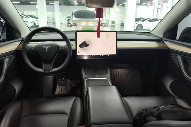 Used Tesla Model Y 2022 Rear-Wheel-Drive Version
